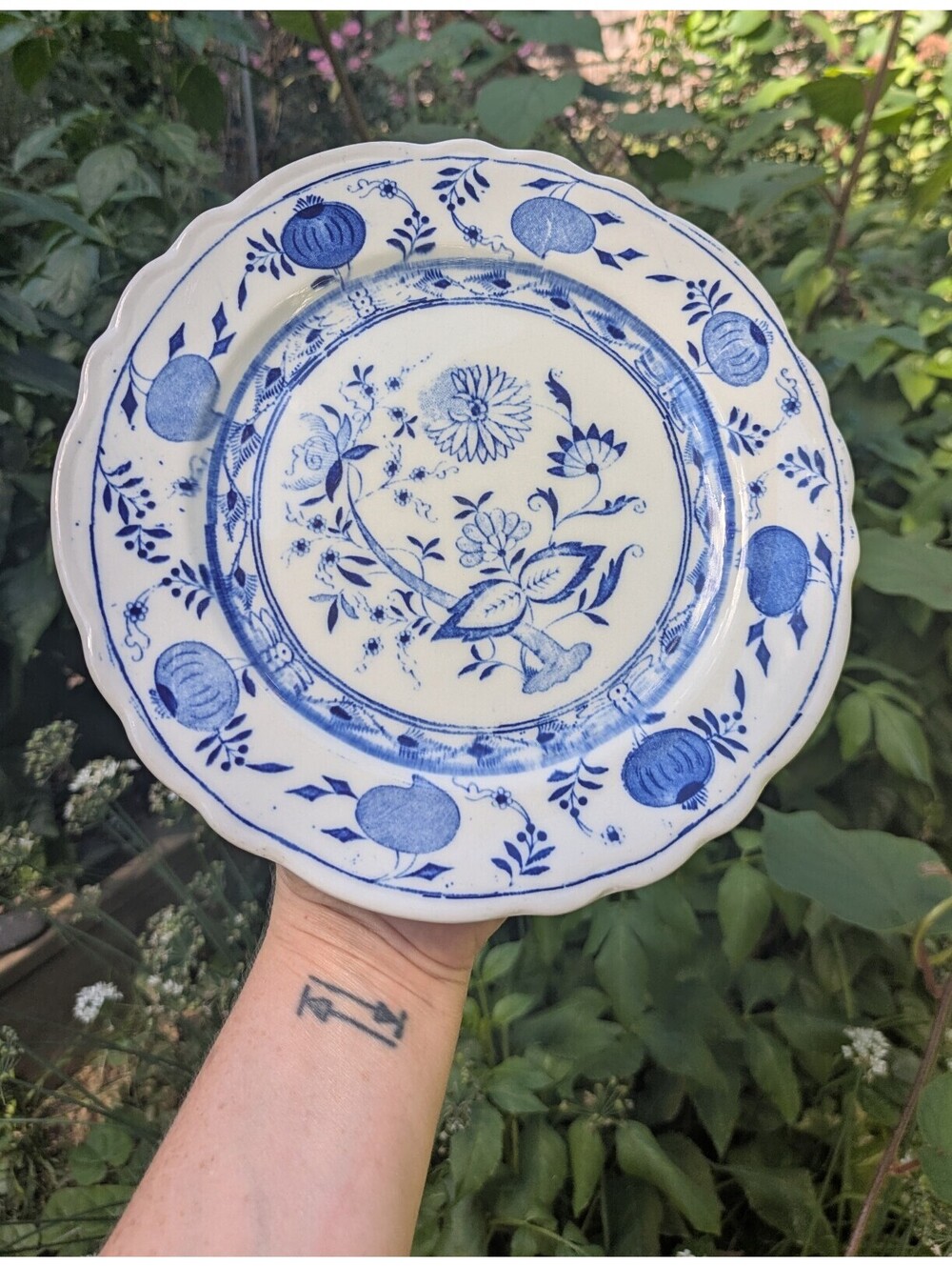 Weird Blue Onion Style 9" Misprint Plate, Cottagecore / Boho, Scalloped Edge.